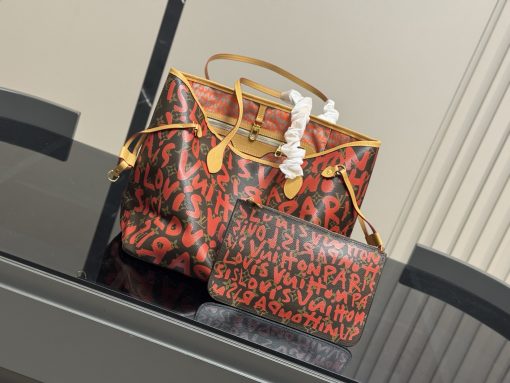 LV shopping bag - Image 9