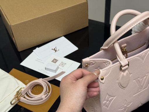 LV shopping bag - Image 5