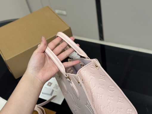 LV shopping bag - Image 4