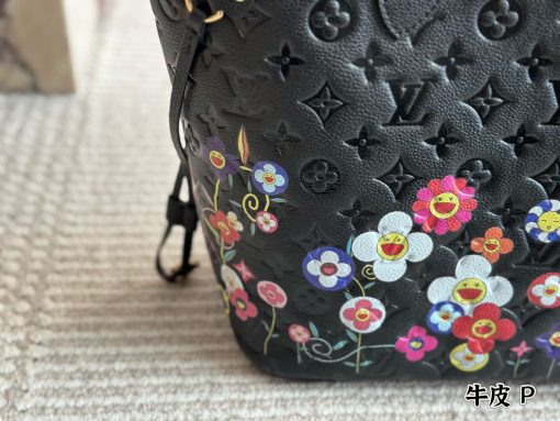 LV shopping bag - Image 4