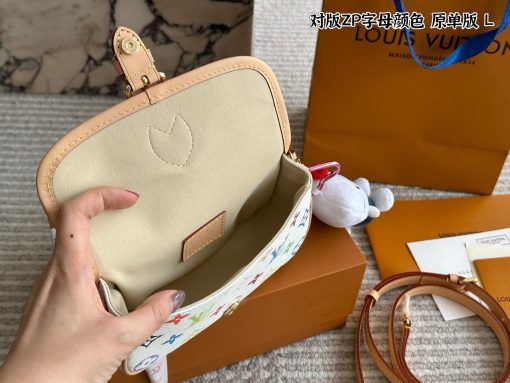 LV baguette - Image 4