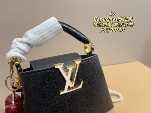 LV Capucines - Image 6