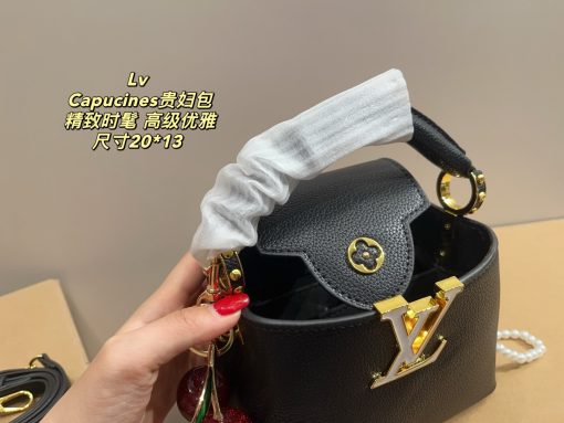 LV Capucines - Image 2