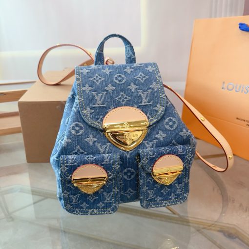LV backpack - Image 4
