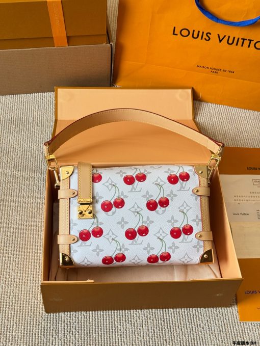 LV soft case - Image 9