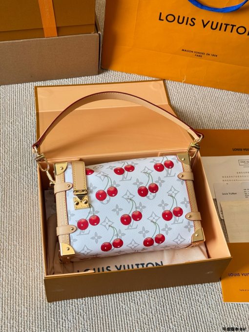 LV soft case - Image 3