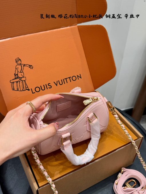 LV pillow bag - Image 3