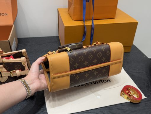 LV tote bag - Image 3