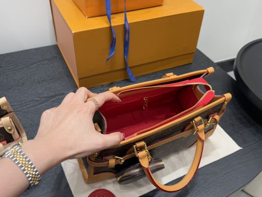 LV tote bag - Image 2