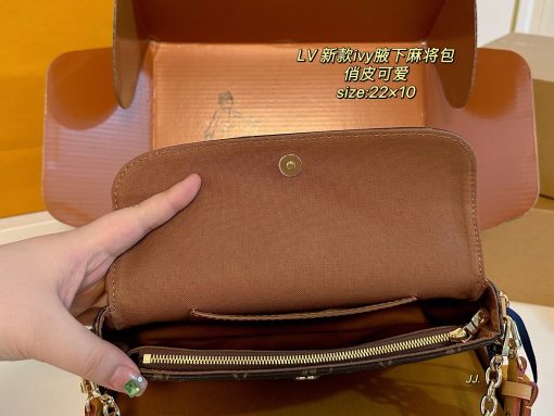 LV underarm bag - Image 2