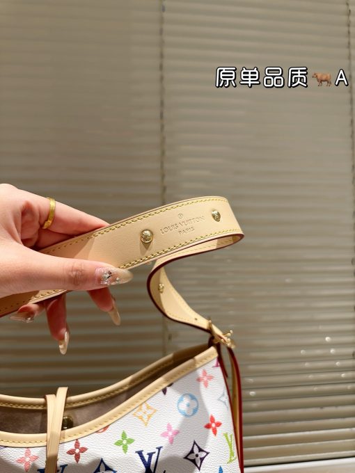 LV Carryall - Image 5