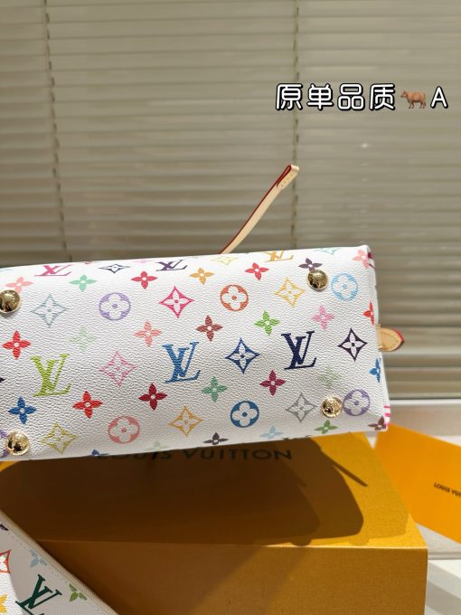 LV Carryall - Image 3