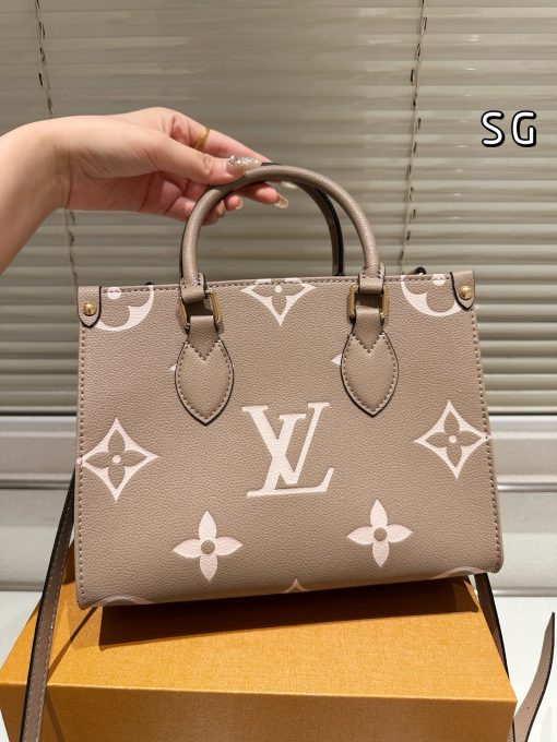 LV Jungle Bag - Image 9