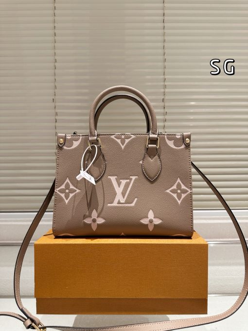LV Jungle Bag - Image 5