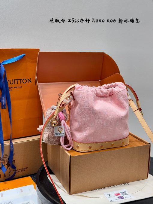 LV bucket bag - Image 4