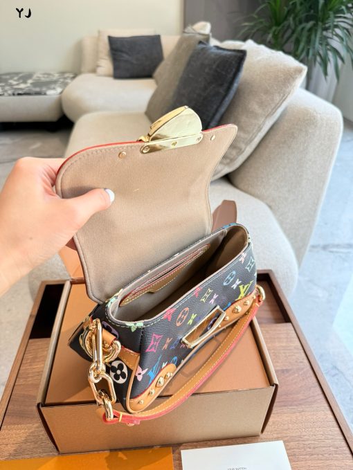 LV underarm bag - Image 2