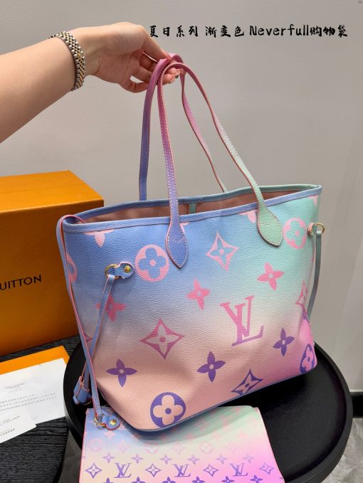 LV shopping bag - Image 8