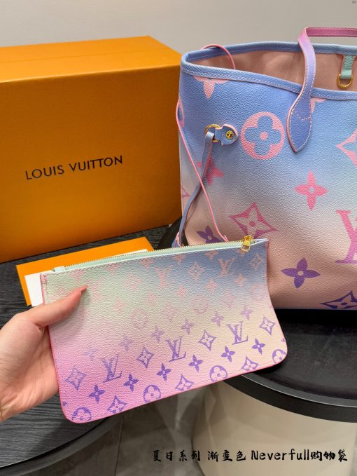 LV shopping bag - Image 7