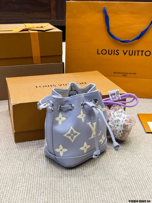 LV bucket bag - Image 4