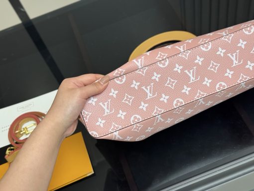 LV handbag - Image 2
