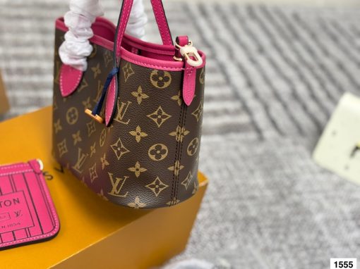 LV bucket bag - Image 7