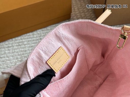 LV backpack - Image 2