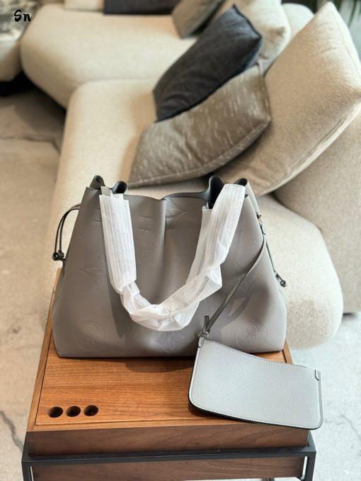 LV shopping bag - Image 3