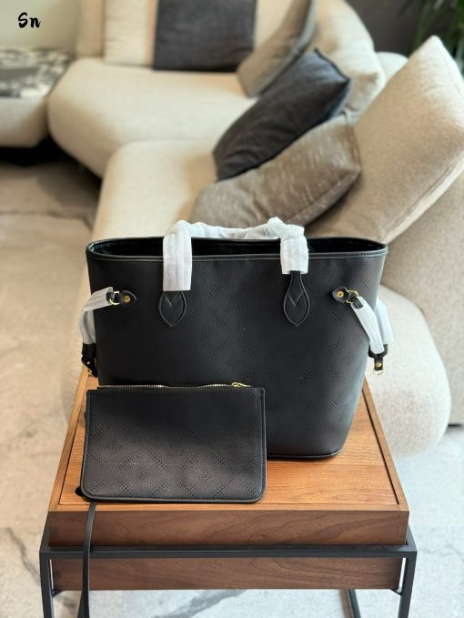 LV shopping bag - Image 7