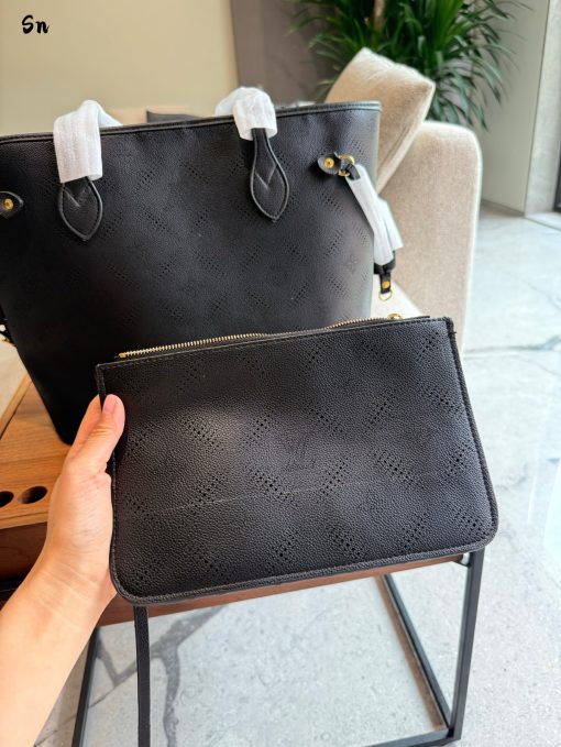 LV shopping bag - Image 6