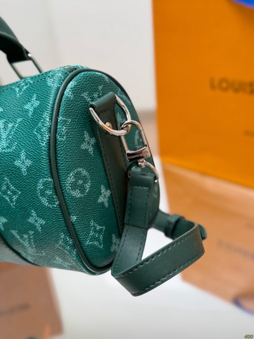 LV pillow bag - Image 7