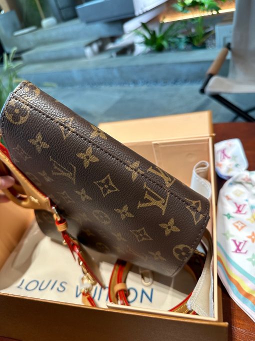 LV bucket bag - Image 6