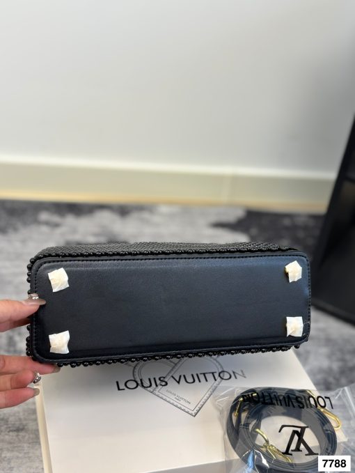 LV Capucines handbag - Image 3