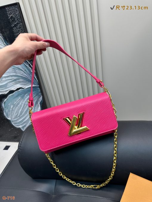 LV chain bag - Image 8