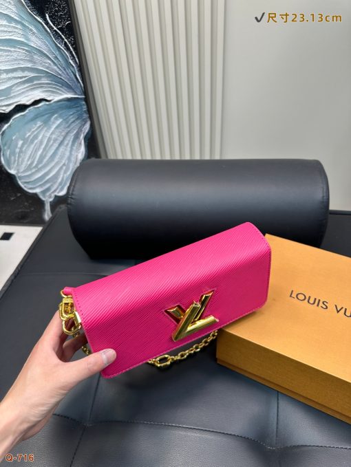 LV chain bag - Image 3