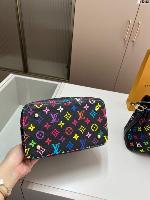 LV bucket bag - Image 8