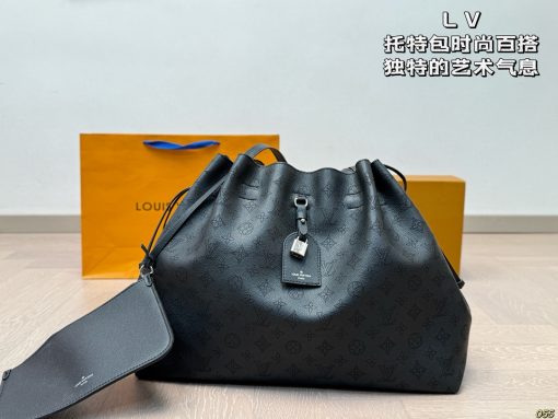 LV tote bag