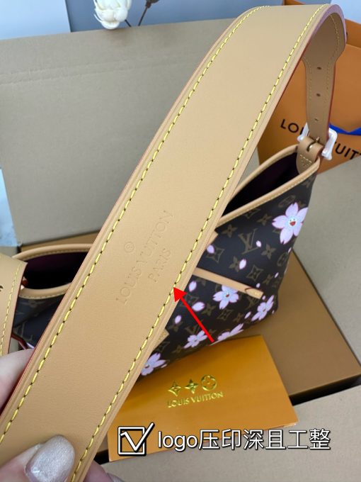 LV Carryall - Image 5