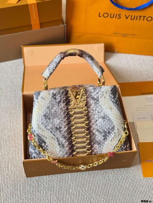 LV Capucines handbag - Image 7