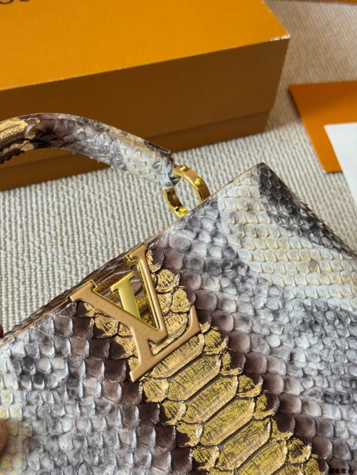 LV Capucines handbag - Image 3