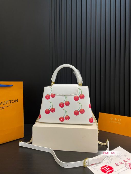 LV Capucines handbag - Image 4