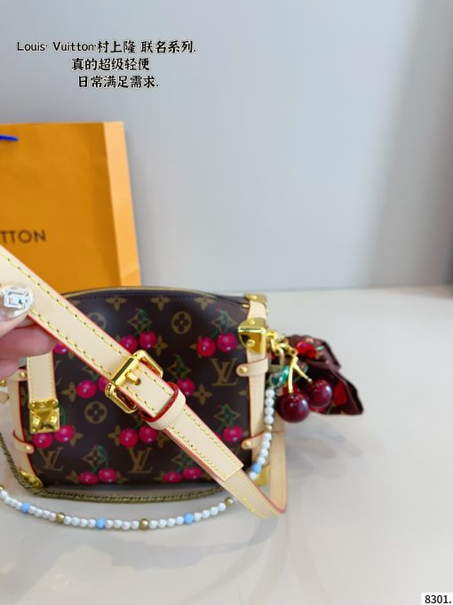 LV soft case - Image 4