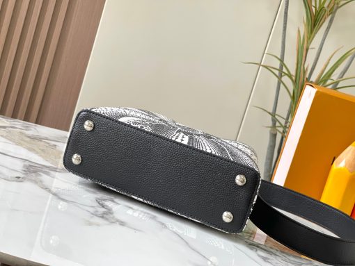 LV Capucines handbag - Image 7
