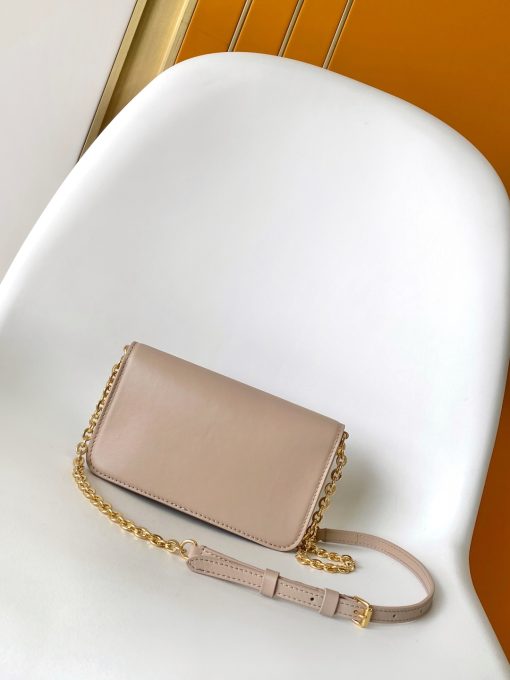 LV Bloom - Image 9