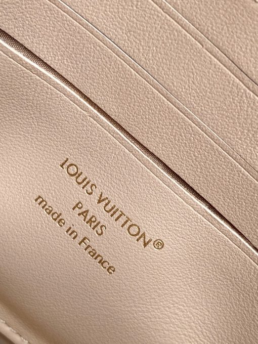 LV Bloom - Image 2
