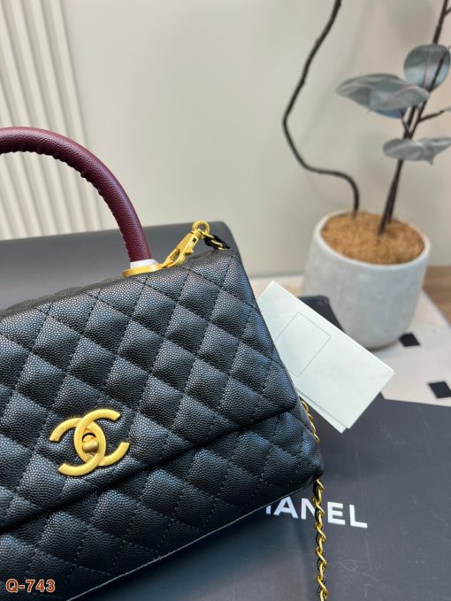 CHANEL handbag - Image 6