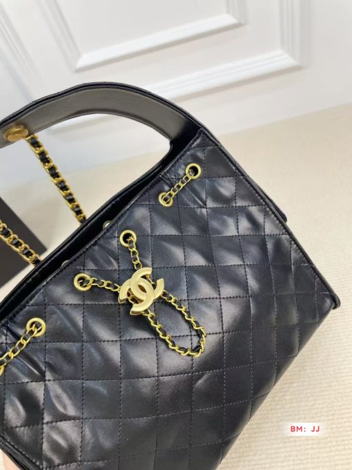 CHANEL tote bag - Image 8