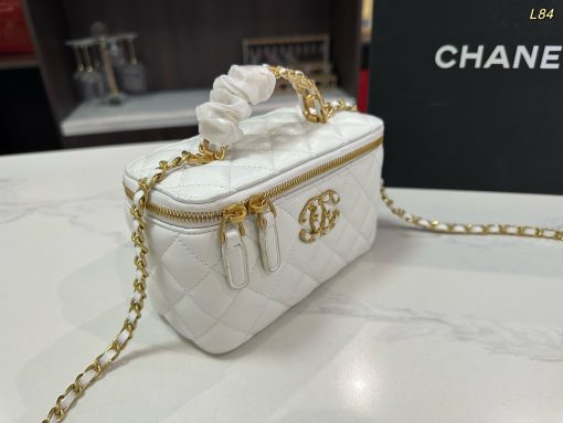 CHANEL cosmetic bag - Image 6