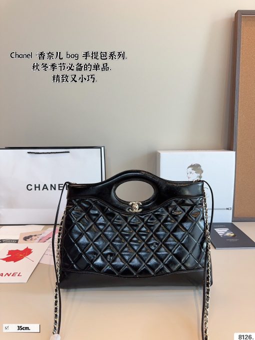 CHANEL handbag - Image 10