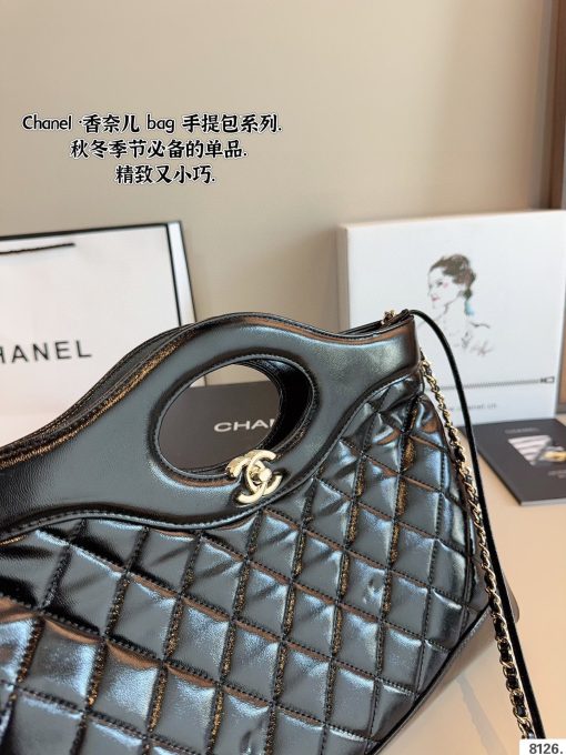 CHANEL handbag - Image 8