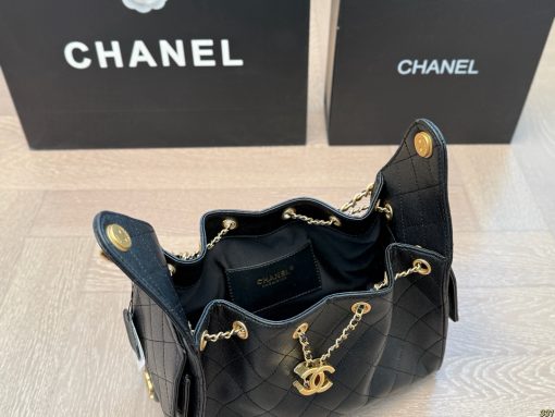 CHANEL tote bag - Image 2
